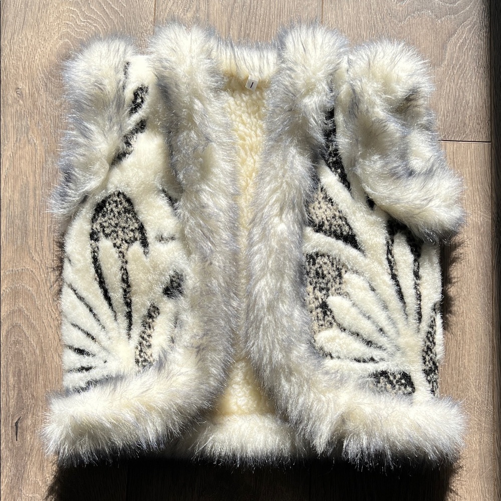 Stylish Kids Faux Fur Vest - White and Black